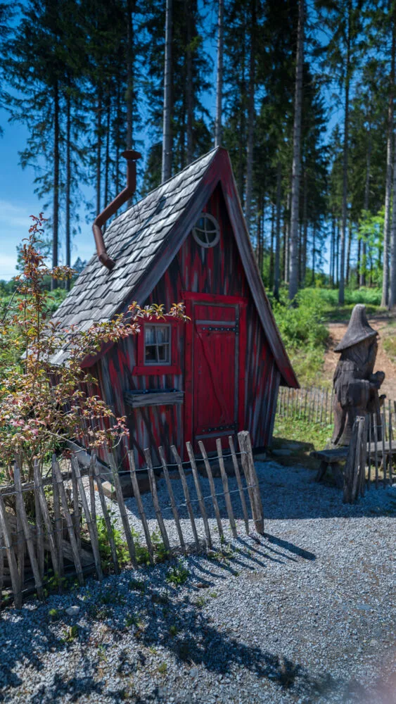 Village de Maugis, un des espaces d'animation de l'Elfy Park